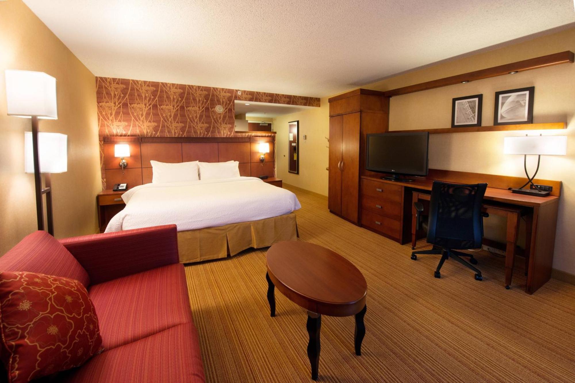 คอร์ตยาร์ด แคนตัน Hotel นอร์ธแคนตัน ภายนอก รูปภาพ